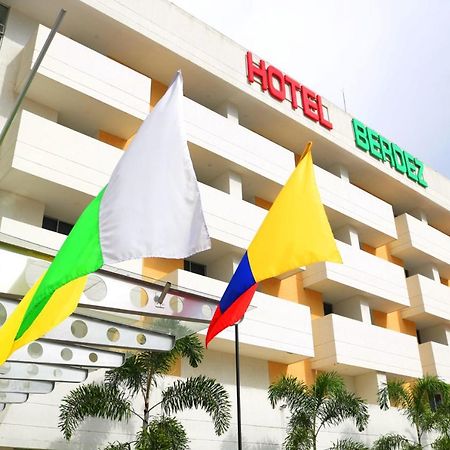 Hotel Berdez Neiva  Buitenkant foto