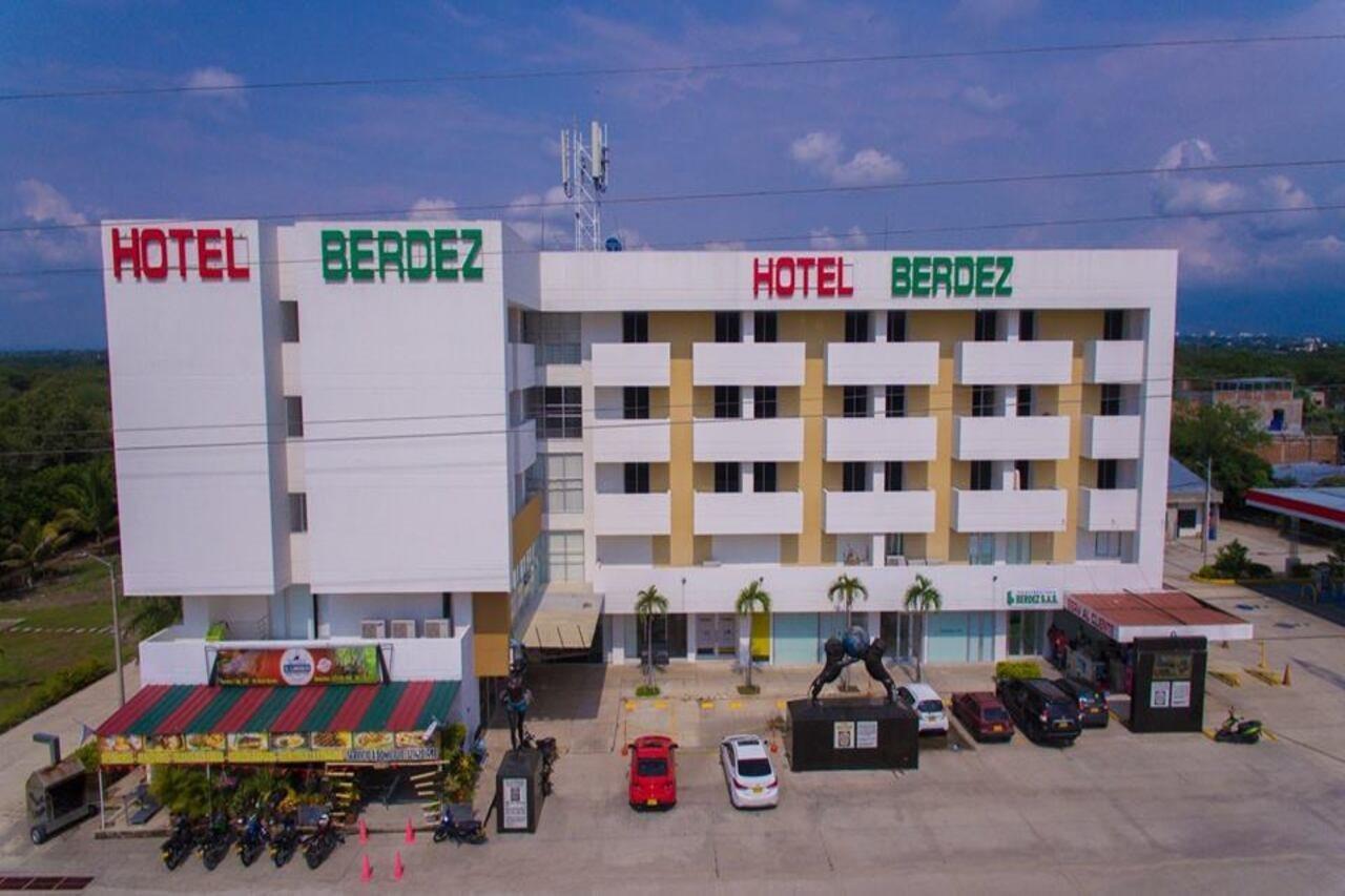 Hotel Berdez Neiva  Buitenkant foto