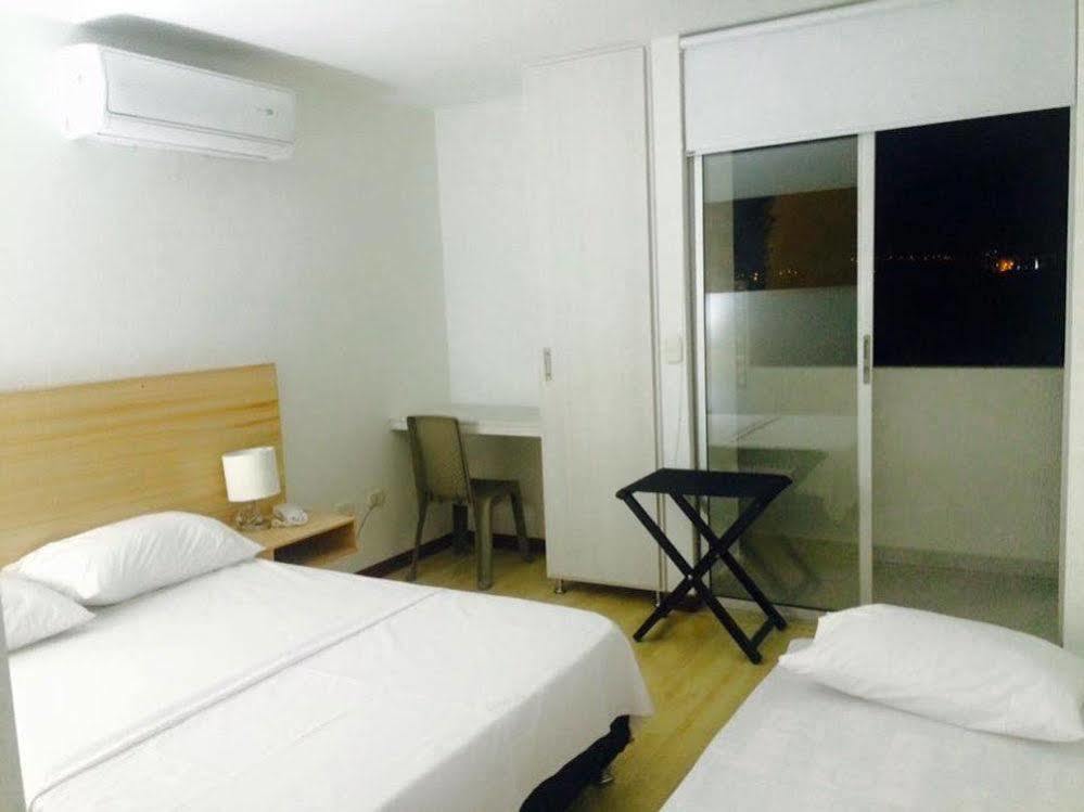 Hotel Berdez Neiva  Buitenkant foto